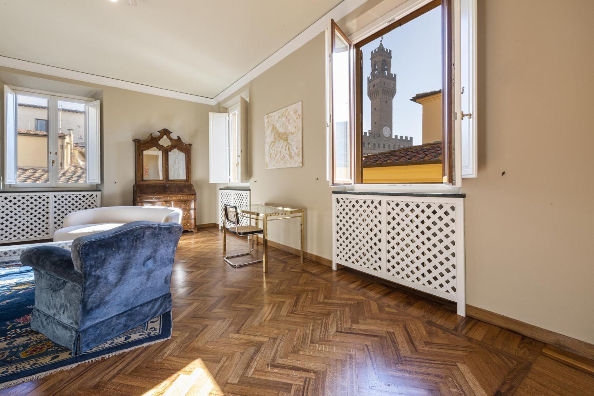 Penthouse In Piazza Della Signoria Duomo View Apartment ฟลอเรนซ์ ภายนอก รูปภาพ